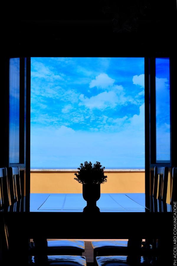 La Terrazza Sul Mare Apartment Montesilvano Luaran gambar