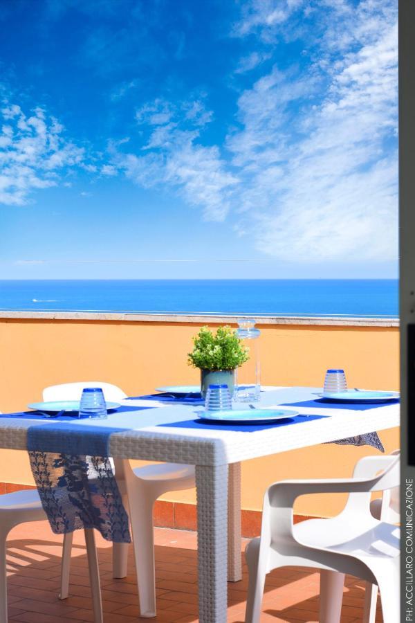 La Terrazza Sul Mare Apartment Montesilvano Luaran gambar