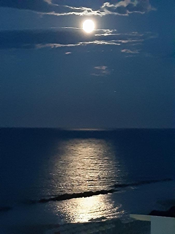 La Terrazza Sul Mare Apartment Montesilvano Luaran gambar
