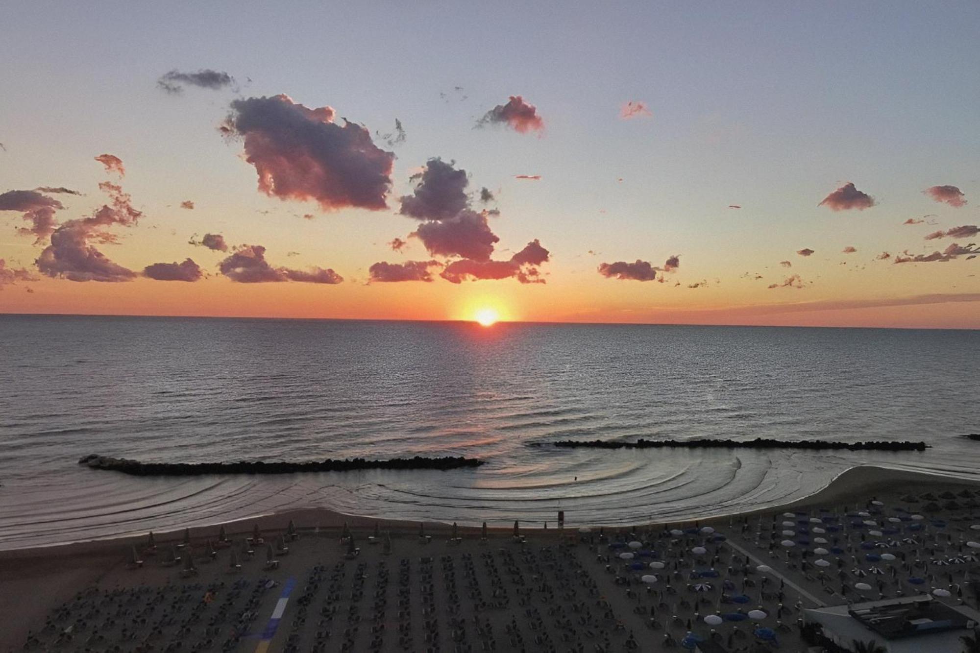 La Terrazza Sul Mare Apartment Montesilvano Luaran gambar